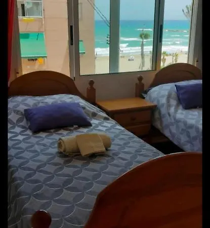 Chaleureux A 2 Pas De La * El Campello